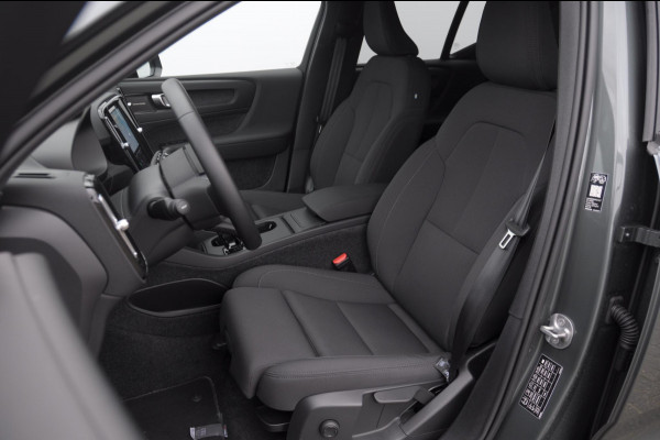 Volvo EX40 Single Motor Extended Range Business Ed. 82 kWh Adaptive cruise control/ Pilot assist/ Harman Kardon audio/ Apple carplay/ Android auto/ Achteruitrijcamera/ Parkeersenoren V+A/