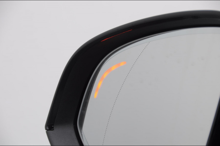 Volvo EX40 Single Motor Extended Range Business Ed. 82 kWh Adaptive cruise control/ Pilot assist/ Harman Kardon audio/ Apple carplay/ Android auto/ Achteruitrijcamera/ Parkeersenoren V+A/