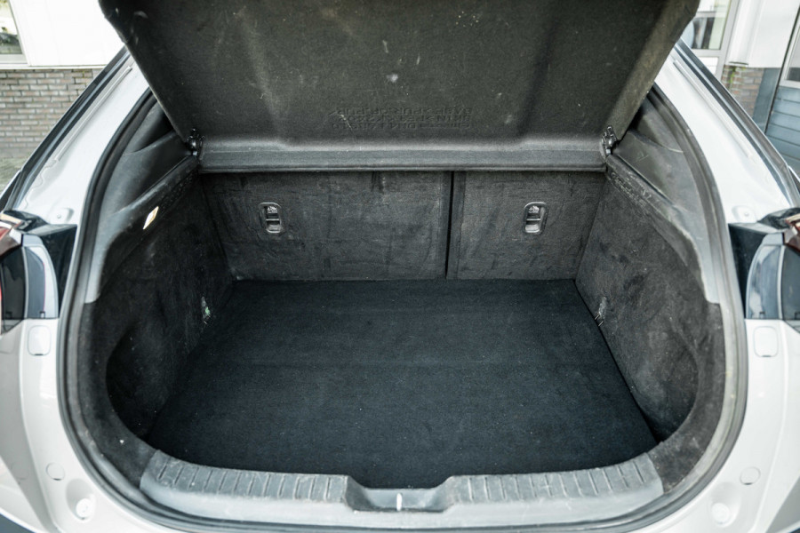 Mazda MX-30 e-SkyActiv 145 Luxury 36 kWh | SOH 91%