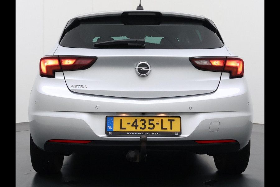 Opel Astra 1.4 Launch Elegance | AUTOMAAT | AGR STOELEN | CAMERA | STOEL- & STUURWIELVERWARMING | NAVIGATIE | GOED ONDERHOUDEN | AFNEEMBARE TREKHAAK | INCL. 12 MND BOVAG GARANTIE