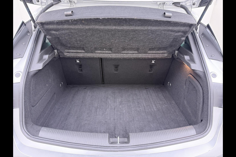 Opel Astra 1.4 Launch Elegance | AUTOMAAT | AGR STOELEN | CAMERA | STOEL- & STUURWIELVERWARMING | NAVIGATIE | GOED ONDERHOUDEN | AFNEEMBARE TREKHAAK | INCL. 12 MND BOVAG GARANTIE