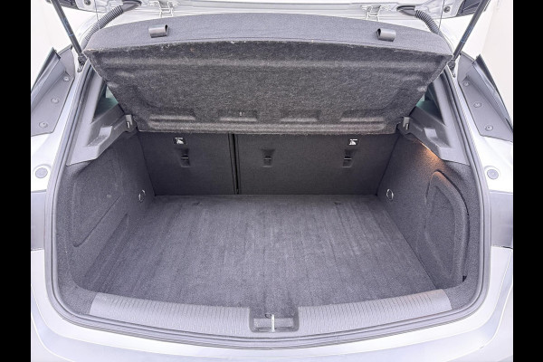 Opel Astra 1.4 Launch Elegance | AUTOMAAT | AGR STOELEN | CAMERA | STOEL- & STUURWIELVERWARMING | NAVIGATIE | GOED ONDERHOUDEN | AFNEEMBARE TREKHAAK | INCL. 12 MND BOVAG GARANTIE