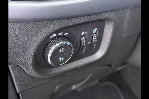 Opel Astra 1.4 Launch Elegance | AUTOMAAT | AGR STOELEN | CAMERA | STOEL- & STUURWIELVERWARMING | NAVIGATIE | GOED ONDERHOUDEN | AFNEEMBARE TREKHAAK | INCL. 12 MND BOVAG GARANTIE