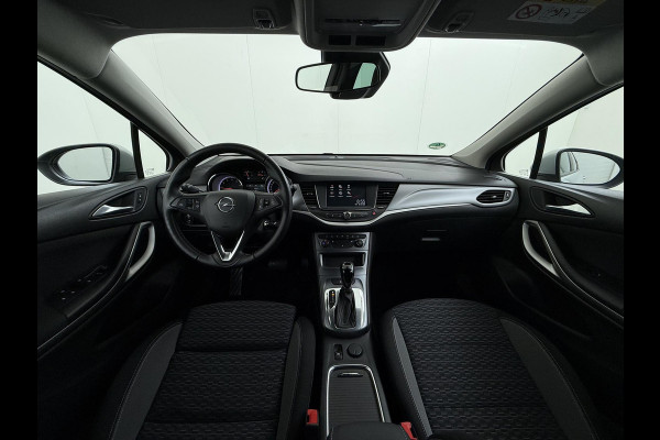 Opel Astra 1.4 Launch Elegance | AUTOMAAT | AGR STOELEN | CAMERA | STOEL- & STUURWIELVERWARMING | NAVIGATIE | GOED ONDERHOUDEN | AFNEEMBARE TREKHAAK | INCL. 12 MND BOVAG GARANTIE