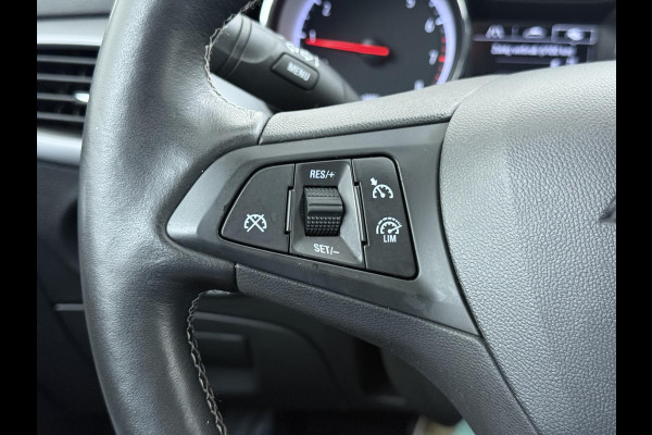 Opel Astra 1.4 Launch Elegance | AUTOMAAT | AGR STOELEN | CAMERA | STOEL- & STUURWIELVERWARMING | NAVIGATIE | GOED ONDERHOUDEN | AFNEEMBARE TREKHAAK | INCL. 12 MND BOVAG GARANTIE