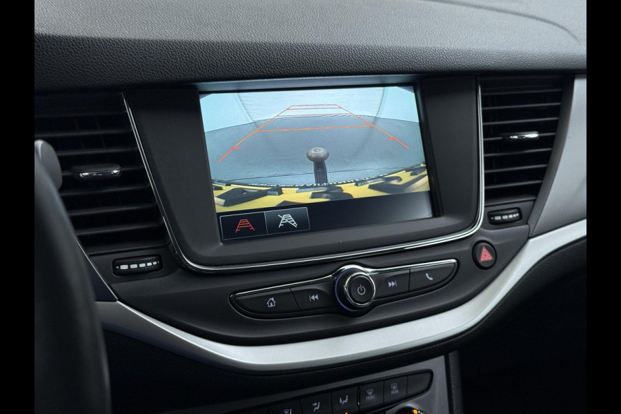 Opel Astra 1.4 Launch Elegance | AUTOMAAT | AGR STOELEN | CAMERA | STOEL- & STUURWIELVERWARMING | NAVIGATIE | GOED ONDERHOUDEN | AFNEEMBARE TREKHAAK | INCL. 12 MND BOVAG GARANTIE