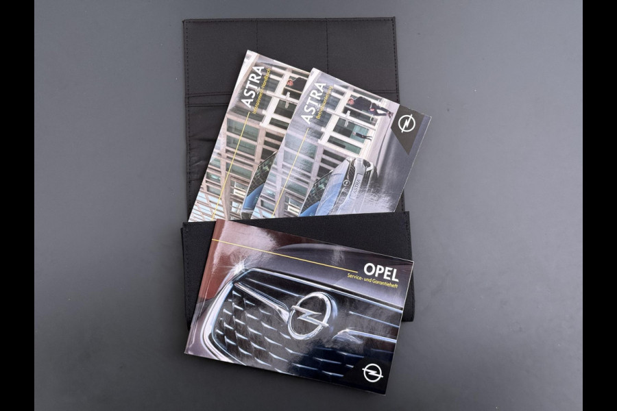 Opel Astra 1.4 Launch Elegance | AUTOMAAT | AGR STOELEN | CAMERA | STOEL- & STUURWIELVERWARMING | NAVIGATIE | GOED ONDERHOUDEN | AFNEEMBARE TREKHAAK | INCL. 12 MND BOVAG GARANTIE