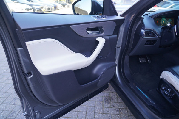 Jaguar F-Pace 3.0 S/C S AWD 35t | Panorama | Meridian | Achterbankverwarming | Carplay | Stuurwielverwarming