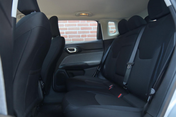 Jeep Compass 1.3T / CAMERA / STOEL+STUURVERW / CARPLAY / LED