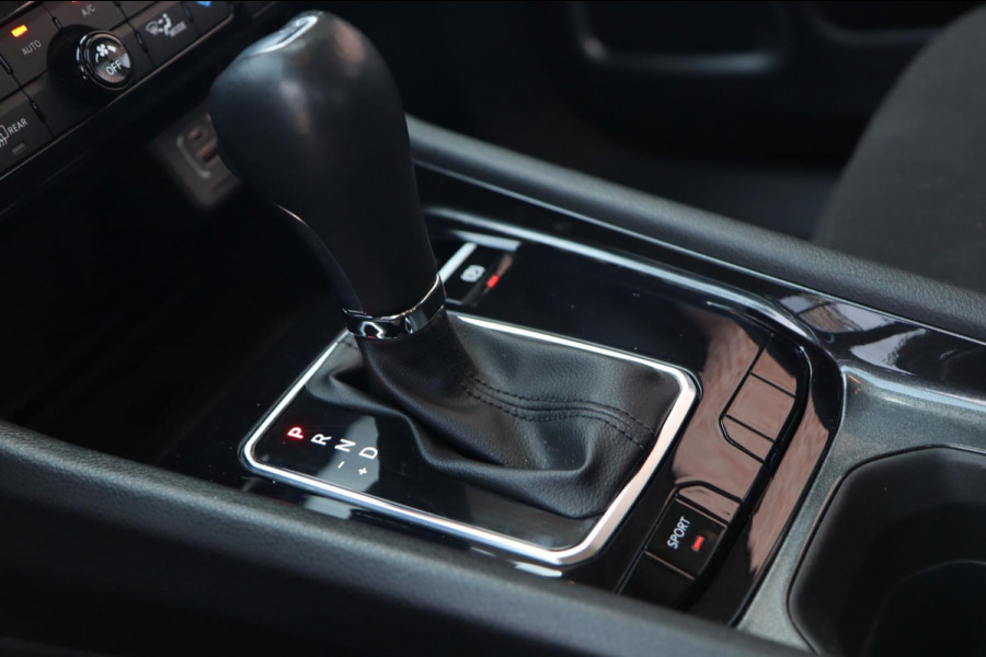 Jeep Compass 1.3T / CAMERA / STOEL+STUURVERW / CARPLAY / LED