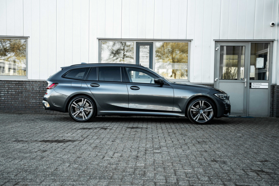BMW 3 Serie Touring 320e Business Edition Plus | M sport | Pano | HUD | Leder