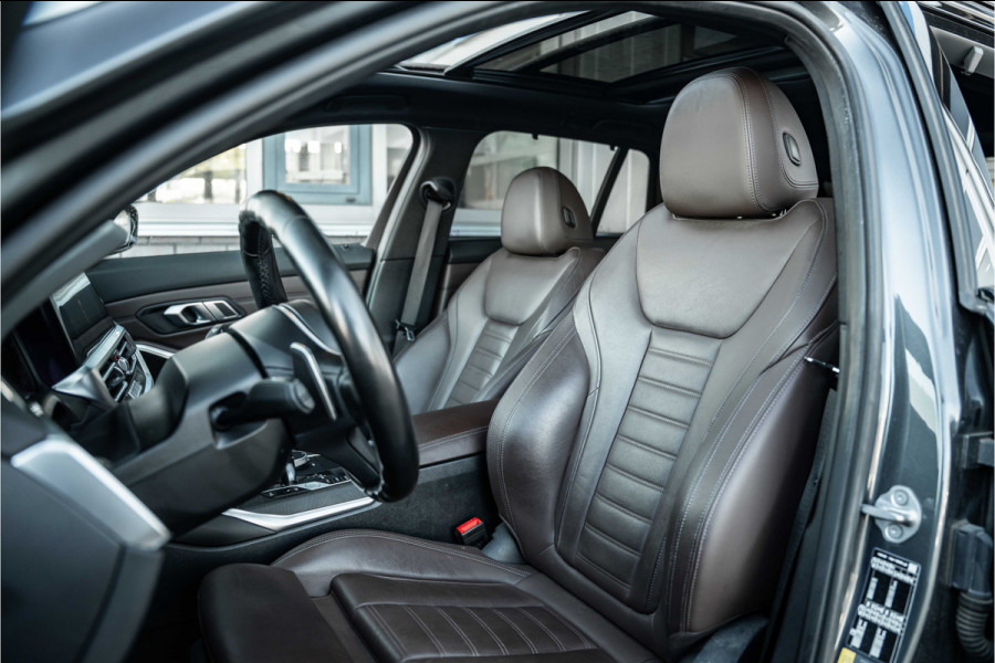 BMW 3 Serie Touring 320e Business Edition Plus | M sport | Pano | HUD | Leder
