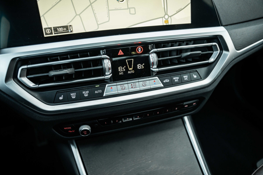 BMW 3 Serie Touring 320e Business Edition Plus | M sport | Pano | HUD | Leder