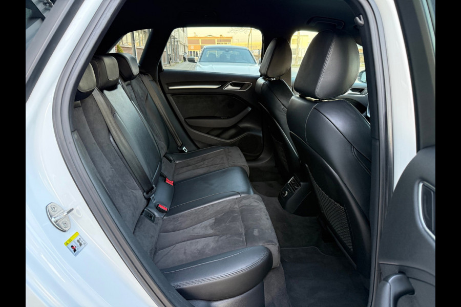 Audi A3 Sportback 40 e-tron Sport 204PK S18/LED/CAM/NAV/LEER