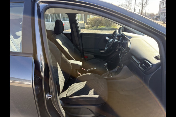 Ford Puma 1.0 EcoBoost Hybride Titanium