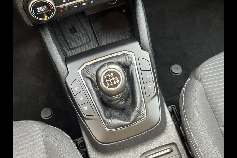 Ford Focus 1.0 EcoBoost Titanium Business 125pk/92kW 6-bak | Design Pack | Technology Pack | Driver Assistance Pack | Winter Pack | etc. etc.