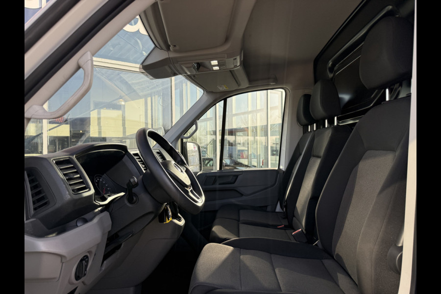 Volkswagen Crafter 35 2.0 TDI 177PK L3H3 | 1e Eig | Dealer OH | Carplay | Navi | Adapt. Cruisec. | PDC