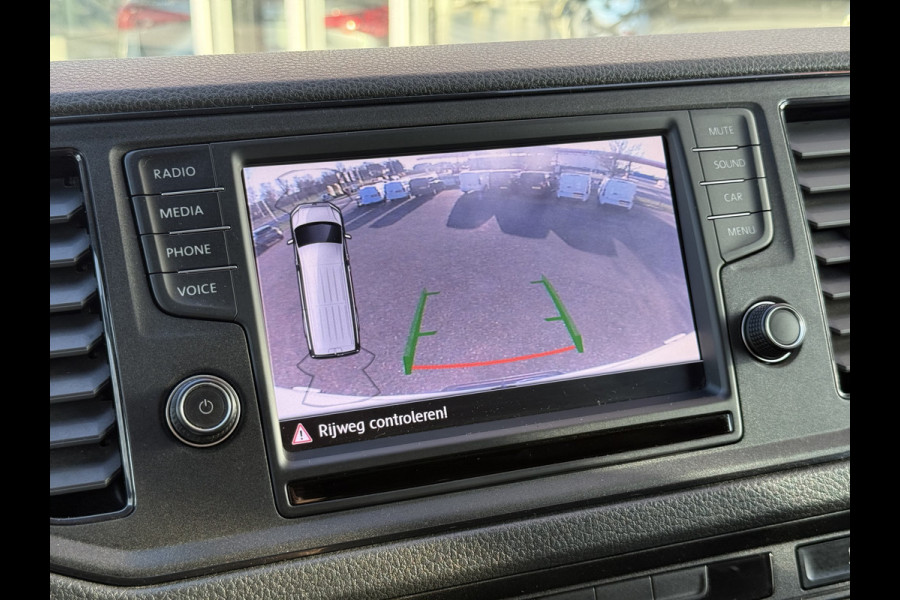 Volkswagen Crafter 35 2.0 TDI 177PK L3H3 | 1e Eig | Dealer OH | Carplay | Navi | Adapt. Cruisec. | PDC