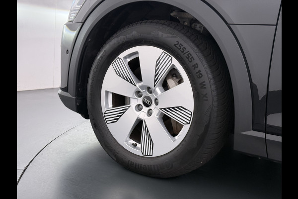 Audi e-tron 55 Quattro Edition 95kWh SOH 92% Navi Ecc Cruise Control Pdc Elek.Achterklep Luchtvering Lmv 19" Virtual Cockpit Led Isofix DAB Bluetooth 1e Eigenaar Origineel Nederlandse Auto Dealeronderhouden