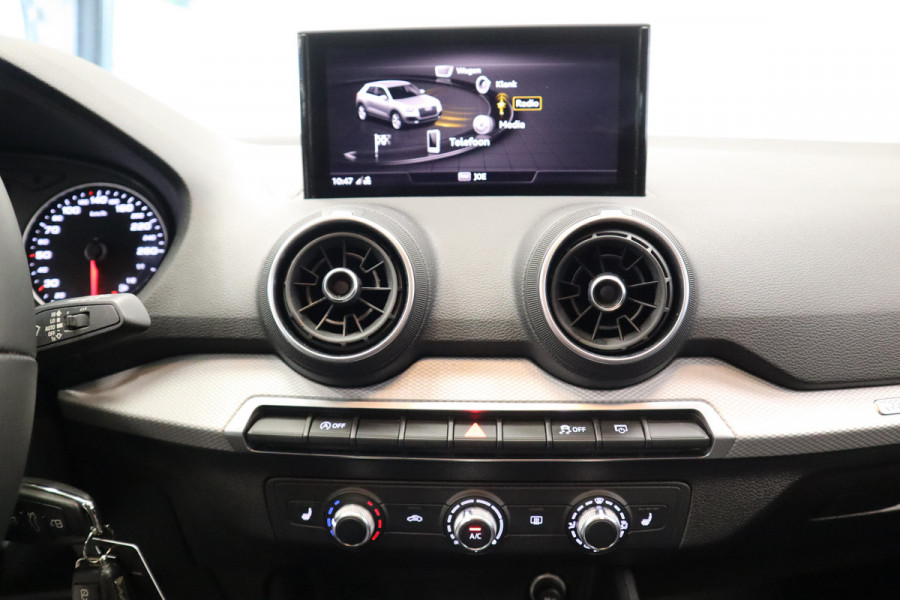 Audi Q2 35 TFSI S Edition S-line Cruise-Control Navigatie 24 maanden garantie mogelijk (*vraag naar de voorwaarden)