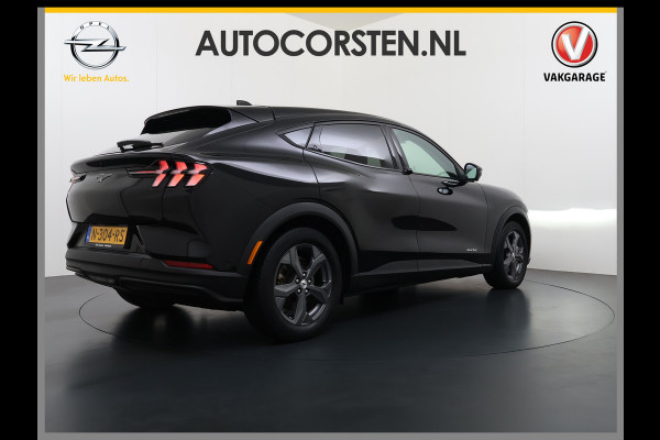Ford Mustang Mach-E SOH 93% RWD 75kWh Technology Pack Plus Panoramadak B&O®-Audio Leder 360°Camera Navi Ecc Apple Carplay/Android Auto Elek.S Stuur+Stoelverwarming Lane Assist Led Active Driver Assist FordPass Connect™ 1e Eigenaar Origineel Nederlandse Auto