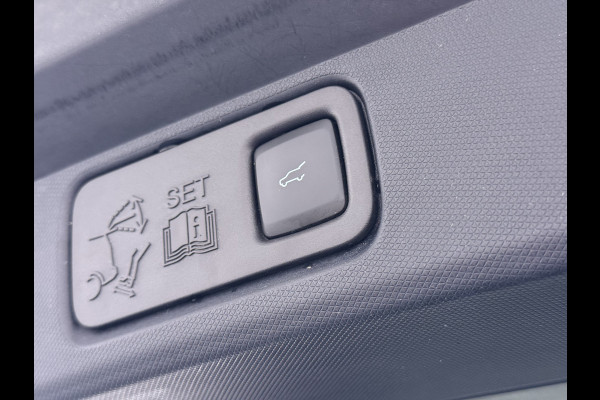 Ford Mustang Mach-E SOH 93% RWD 75kWh Technology Pack Plus Panoramadak B&O®-Audio Leder 360°Camera Navi Ecc Apple Carplay/Android Auto Elek.S Stuur+Stoelverwarming Lane Assist Led Active Driver Assist FordPass Connect™ 1e Eigenaar Origineel Nederlandse Auto