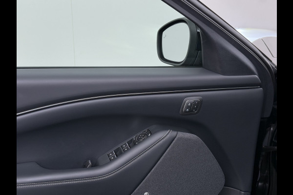 Ford Mustang Mach-E SOH 93% RWD 75kWh Technology Pack Plus Panoramadak B&O®-Audio Leder 360°Camera Navi Ecc Apple Carplay/Android Auto Elek.S Stuur+Stoelverwarming Lane Assist Led Active Driver Assist FordPass Connect™ 1e Eigenaar Origineel Nederlandse Auto