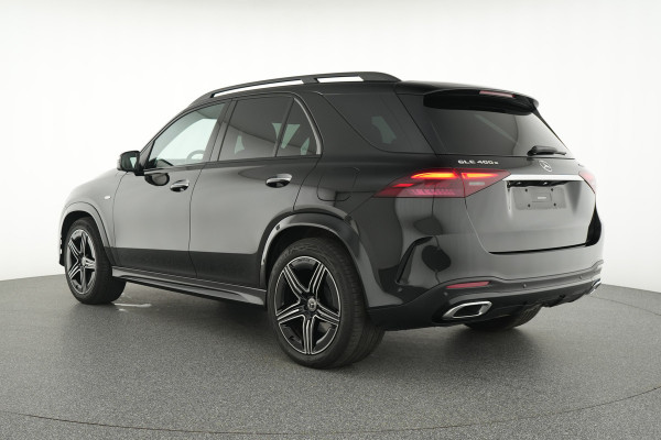 Mercedes-Benz GLE 400e AMG // Luchtvering // Trekhaak 3.300kg // Distronic // Leder // Memory // Panoramadak // 360 Camera // Headup