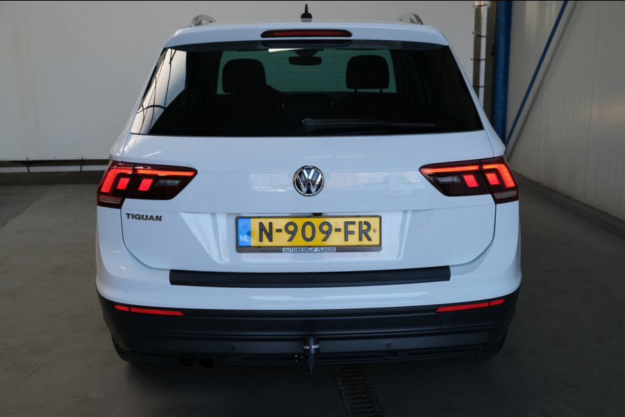 Volkswagen Tiguan 1.4 TSI ACT Comfortline Business automaat - Airco, Cruise, Camera, Carplay, PDC, Trekhaak.