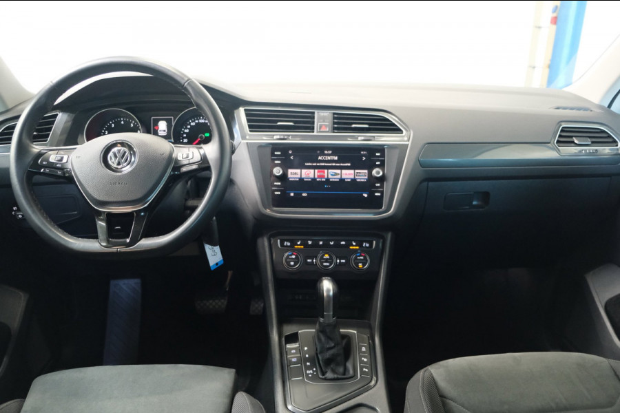 Volkswagen Tiguan 1.4 TSI ACT Comfortline Business automaat - Airco, Cruise, Camera, Carplay, PDC, Trekhaak.