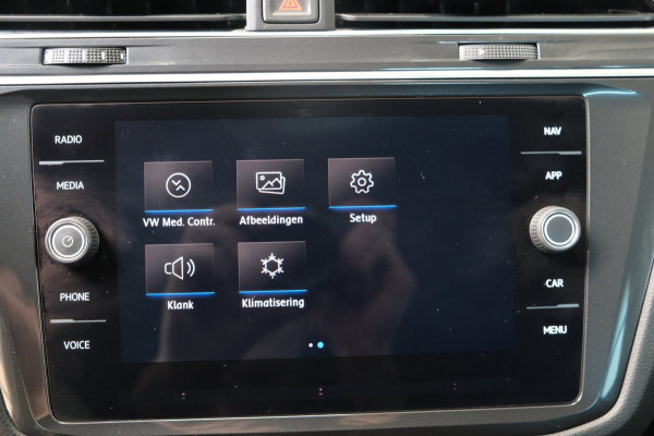 Volkswagen Tiguan 1.4 TSI ACT Comfortline Business automaat - Airco, Cruise, Camera, Carplay, PDC, Trekhaak.