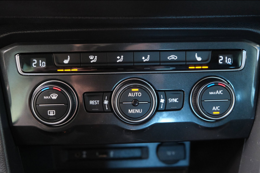 Volkswagen Tiguan 1.4 TSI ACT Comfortline Business automaat - Airco, Cruise, Camera, Carplay, PDC, Trekhaak.