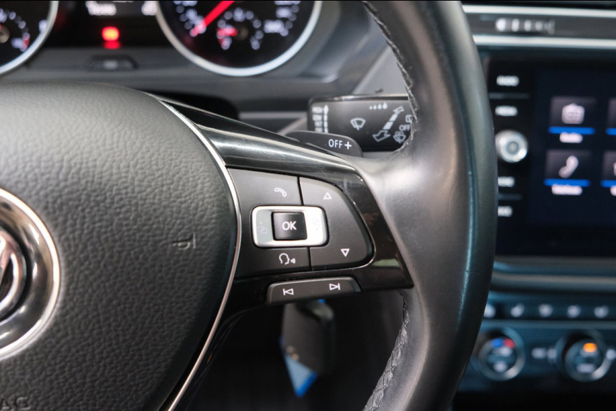 Volkswagen Tiguan 1.4 TSI ACT Comfortline Business automaat - Airco, Cruise, Camera, Carplay, PDC, Trekhaak.