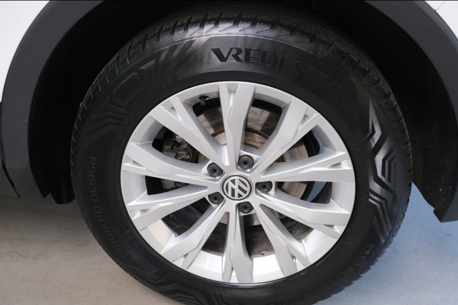 Volkswagen Tiguan 1.4 TSI ACT Comfortline Business automaat - Airco, Cruise, Camera, Carplay, PDC, Trekhaak.