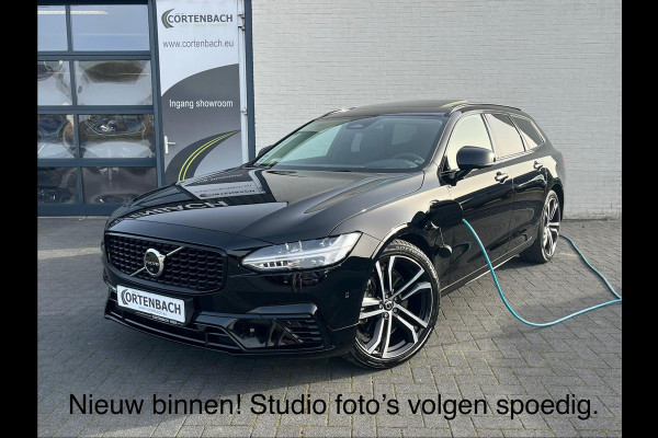 Volvo V90 2.0 T8 Plug-in hybrid AWD Ultimate Dark | Luchtvering | Panorama dak | Adaptieve cruise | Harman Kardon |