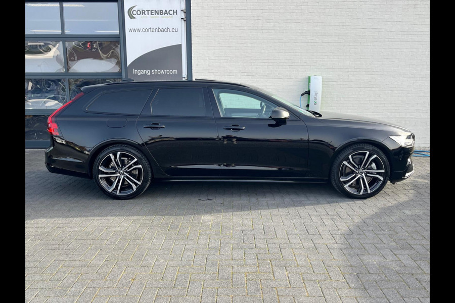 Volvo V90 2.0 T8 Plug-in hybrid AWD Ultimate Dark | Luchtvering | Panorama dak | Adaptieve cruise | Harman Kardon |