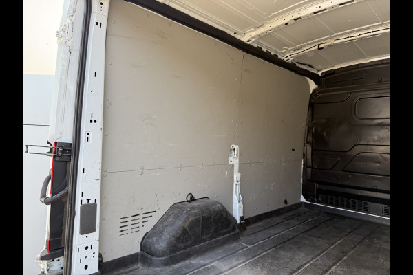 Ford Transit 2.0 TDCI 130PK L2H2 Airco Cruise Control Lane Assist Parkeersensoren