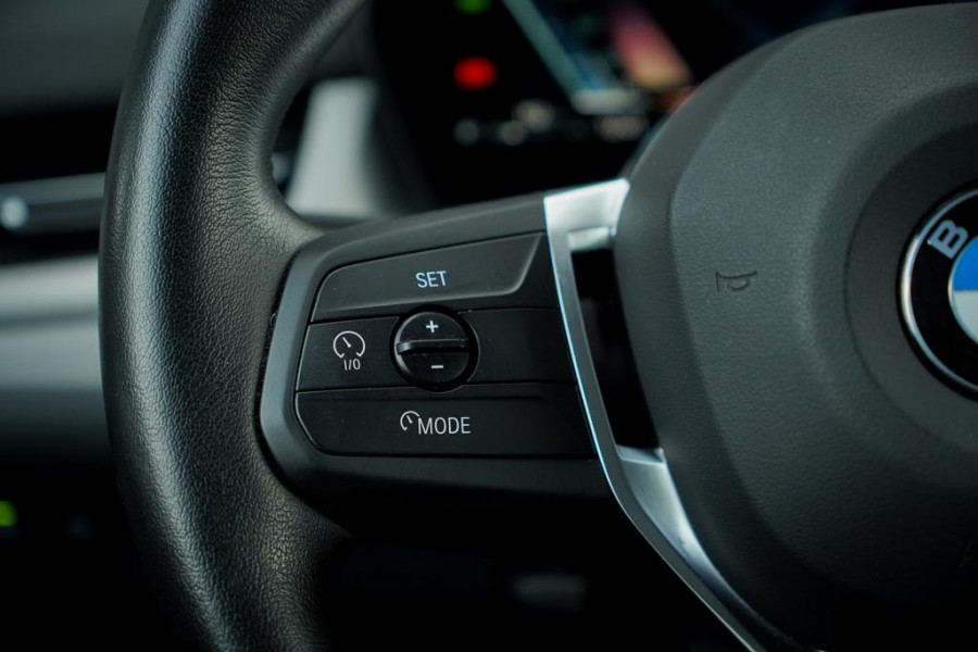 BMW 2 Serie Active Tourer 220i / Aut / Navi / Trekhaak Elektrisch / Incl BTW