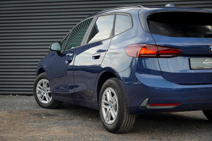BMW 2 Serie Active Tourer 220i / Aut / Navi / Trekhaak Elektrisch / Incl BTW