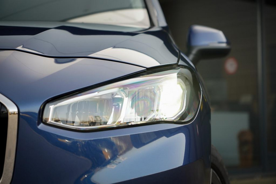 BMW 2 Serie Active Tourer 220i / Aut / Navi / Trekhaak Elektrisch / Incl BTW