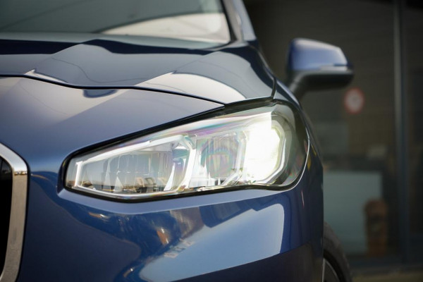 BMW 2 Serie Active Tourer 220i / Aut / Navi / Trekhaak Elektrisch / Incl BTW