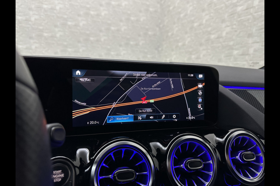 Mercedes-Benz GLA 250 e AMG Line | ACC | 360 Camera | Keyless-Go | Multi-Beam LED | Sfeerverlichting | Trekhaak 1800kg | Widescreen Cockpit | Carbon | Black Optic Pack | Dodehoek | Lane Assist | Getint Glas | Stoelverwarming | Rijklaarprijs 12 mnd. Bovag | Dec. 2022 | 19'' | Autom. Achterklep |