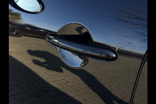 MINI Countryman 1.5 Cooper Classic Business Edition - Stoelverwarming - Navigatie -