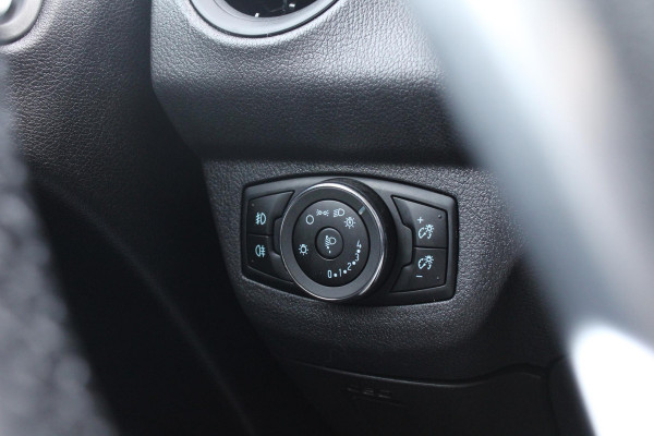 Ford Transit Courier 1.5 TDCI Limited | Trekhaak | Camera | Stoelverwarming | Scherm | Lichtmetalen velgen