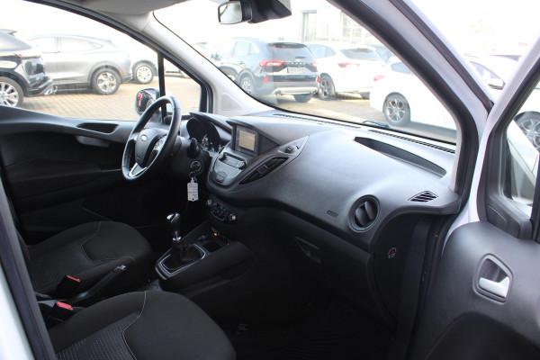 Ford Transit Courier 1.5 TDCI Limited | Trekhaak | Camera | Stoelverwarming | Scherm | Lichtmetalen velgen
