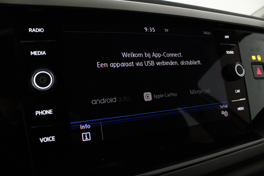 Volkswagen Polo 1.0 TSI Comfortline > Apple CarPlay/Adaptive Cruise Control/Parkeersensoren V + A