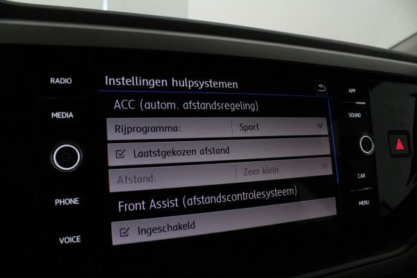 Volkswagen Polo 1.0 TSI Comfortline > Apple CarPlay/Adaptive Cruise Control/Parkeersensoren V + A