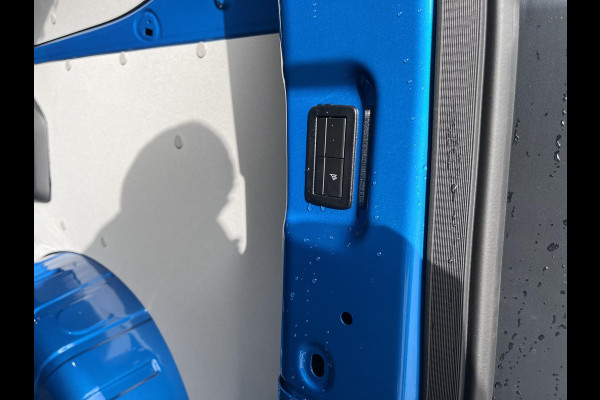 Ford Transit Custom 320 2.5 PHEV L1H1 Sport 233pk | Adaptieve cruise | BLIS | prijs incl. BPM en excl. BTW Dubbele Schuifdeuren elektrisch bedienbaar | Stoelverwarming | All Weather Banden | 360 Camera | Verlengde Fabrieksgarantie tot 10-2029