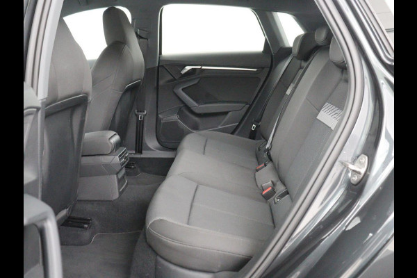 Audi A3 35 TFSI Business edition | Sportstoelen | Carplay | Virtual Cockpit | Park Assist | 18'' | Navigatie | Full LED | Climate control | Bluetooth | Cruise control