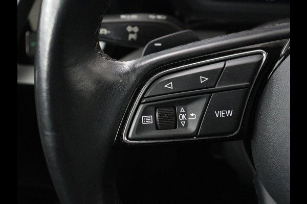 Audi A3 35 TFSI Business edition | Sportstoelen | Carplay | Virtual Cockpit | Park Assist | 18'' | Navigatie | Full LED | Climate control | Bluetooth | Cruise control